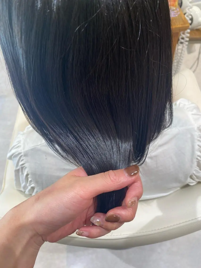 ミディアム カラー カット ヘアカラー 梛木 唯のヘアスタイル