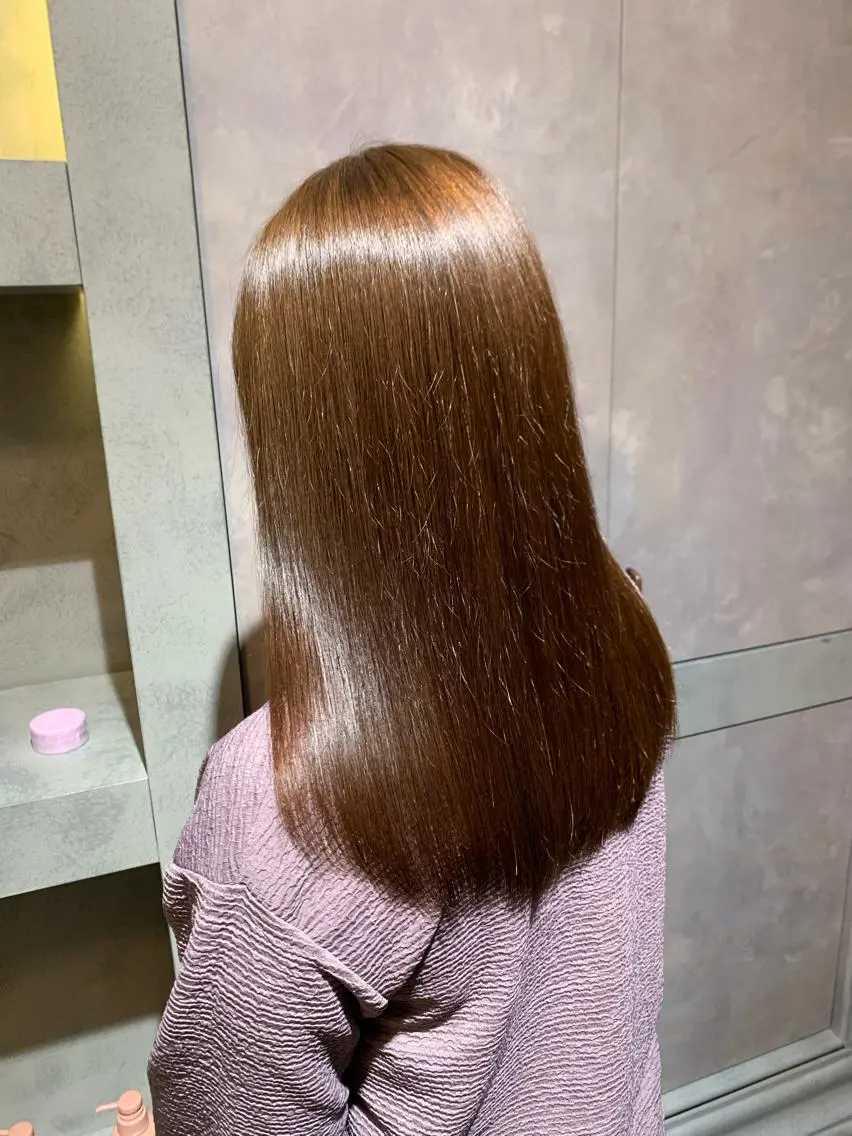 ミディアム カラー カット ヘアカラー トリートメント ヘアセット 🫧艶ダブルカラー ブリーチ🫧トモヤのヘアスタイル