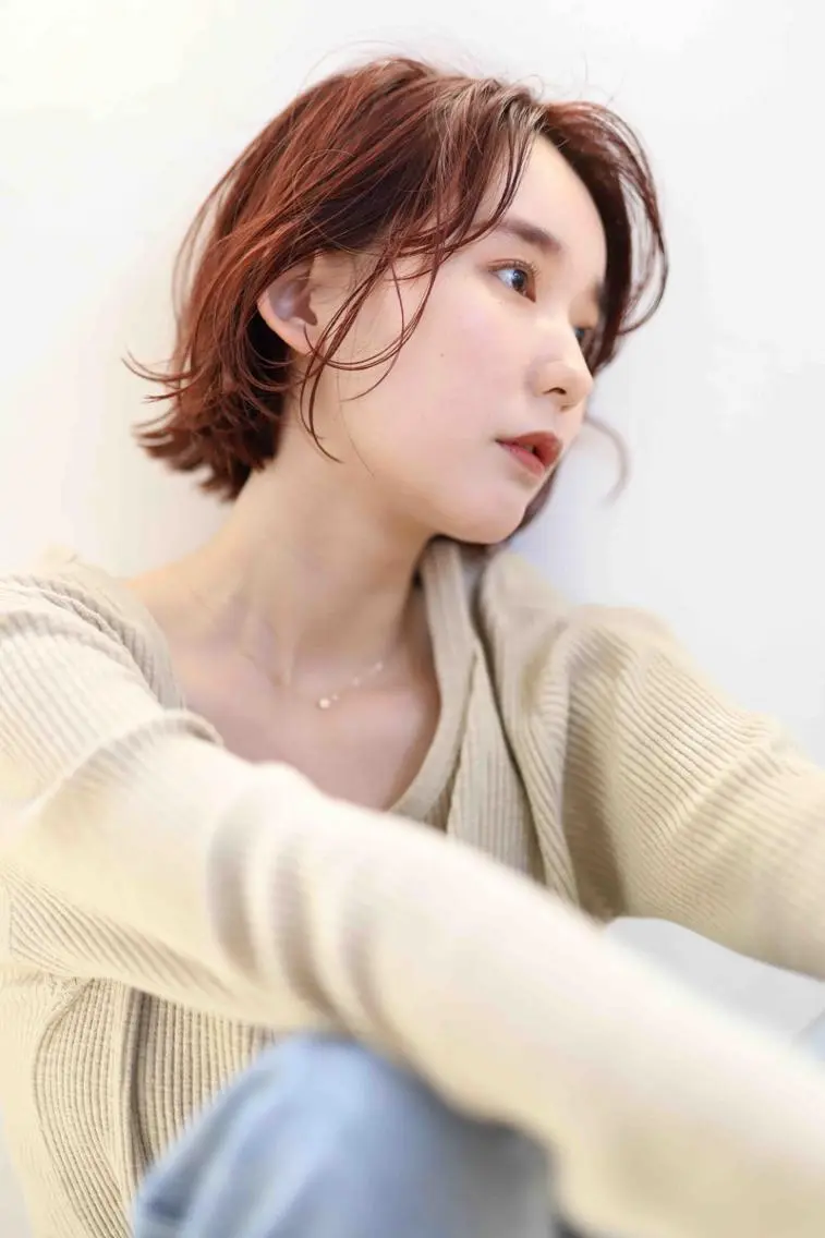 ショート カラー パーマ アディクシーカラー ベージュカラー ケアカラー 透明感カラー イヤリングカラー カット トリートメント ヘアケア特化型サロン newi 梅田のヘアスタイル
