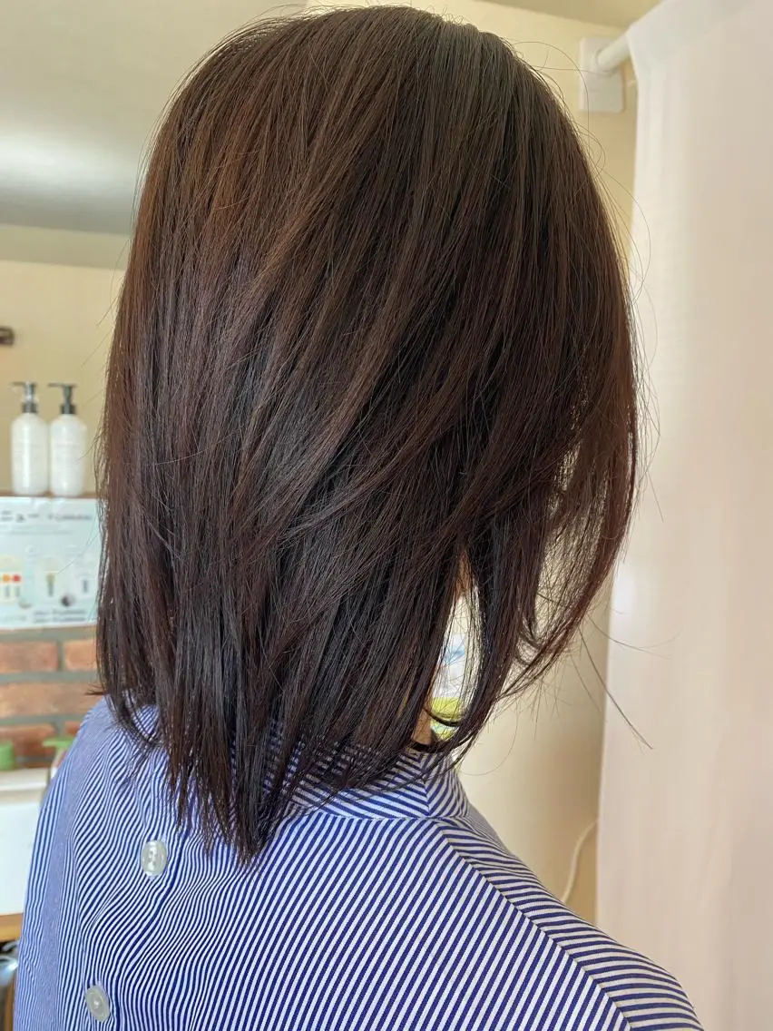 ミディアム 柴山 美芽のヘアスタイル