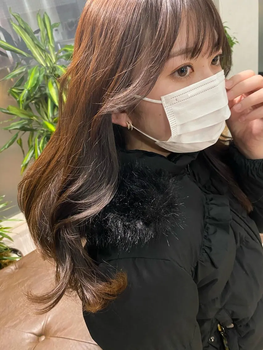 セミロング カラー 垢抜けのプロ🪄 honoのヘアスタイル