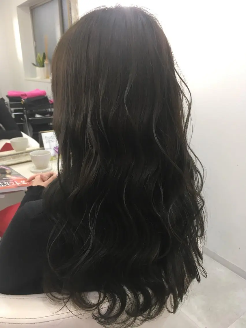 ロング カラー 髪質改善 中川 翔のヘアスタイル