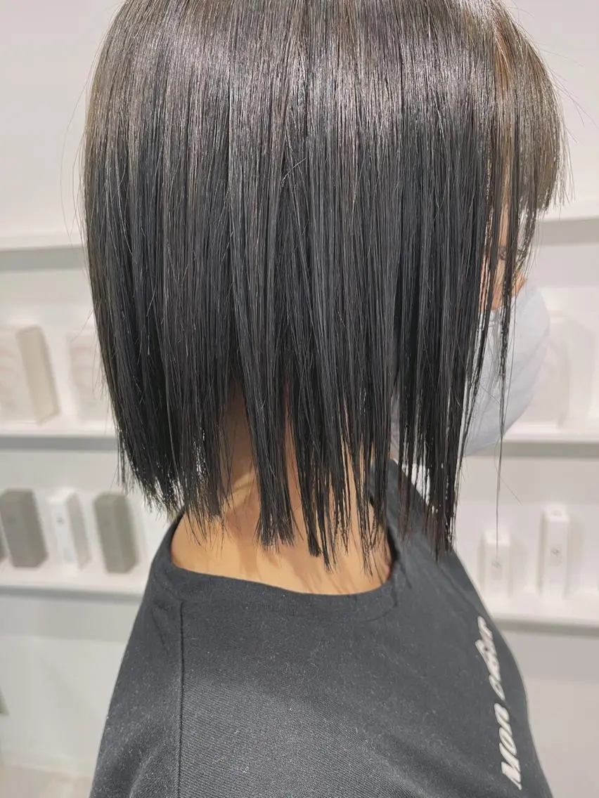ショート カラー ダークグレー ボブ kyon.hair 韓国カットカラーのヘアスタイル