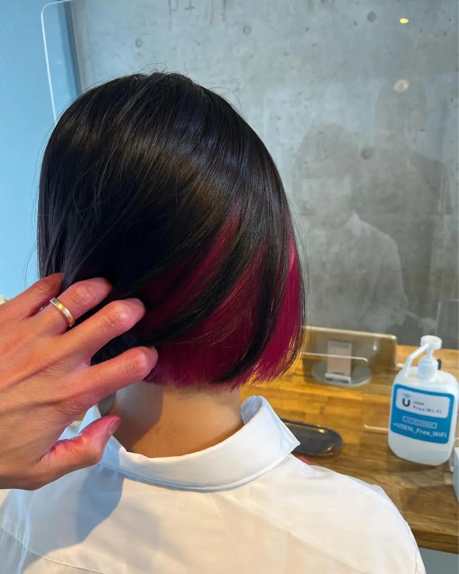 ショート カラー インナーカラー レッドカラー 髪質改善 🐶とっくんのヘアスタイル
