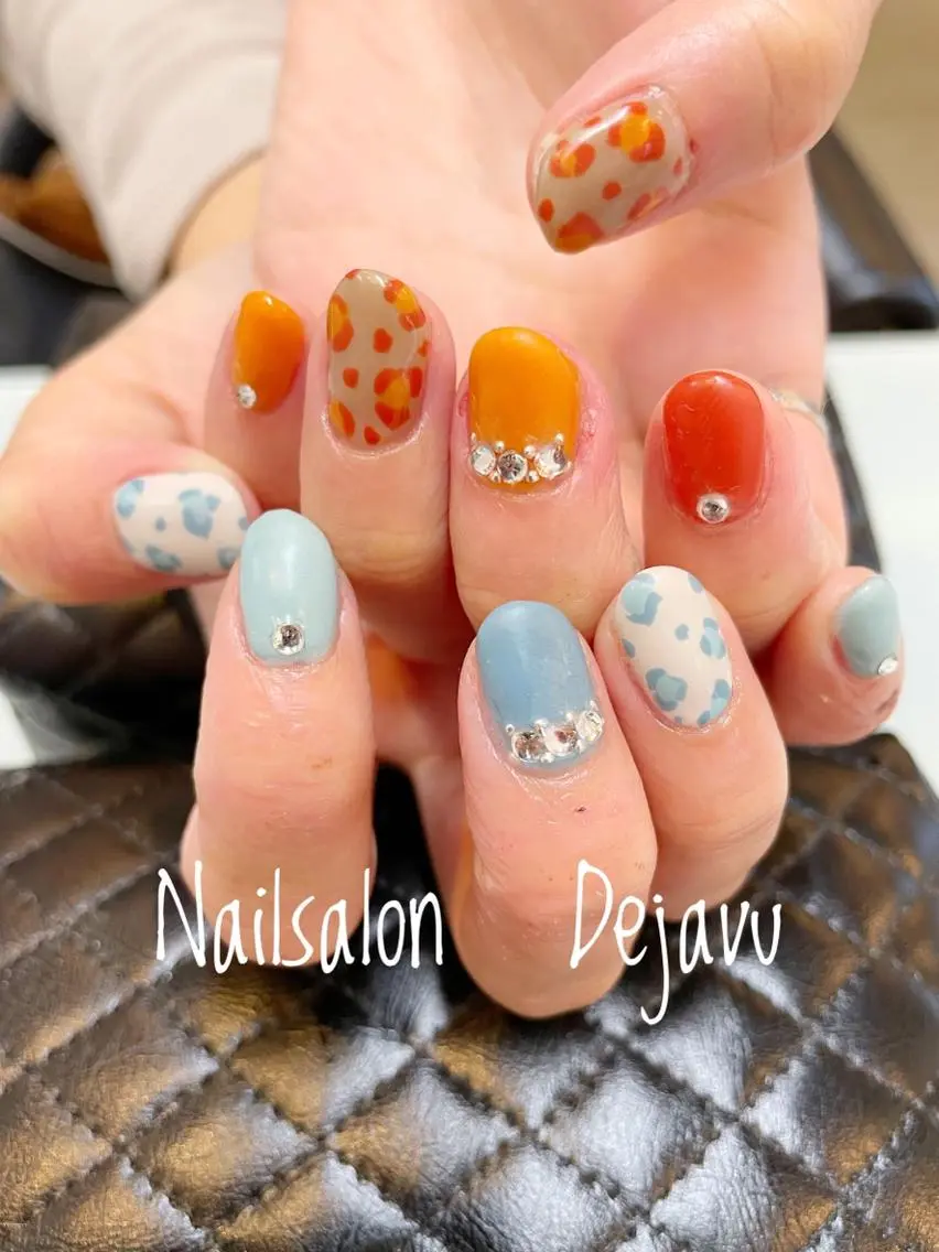 ネイル アニマル柄 マットネイル 持ち込み ワンカラーネイル ストーンネイル ハンドネイル Nailsalon Dejavuのネイルデザイン