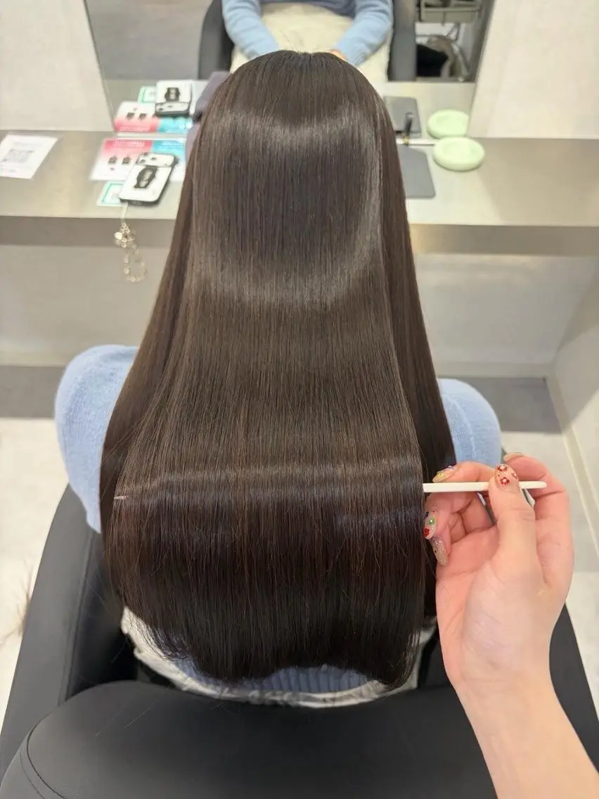 ロング ショートボブ ボブ ハイライト 髪質改善 レイヤーカット 縮毛矯正 N° jemica 札幌のヘアスタイル
