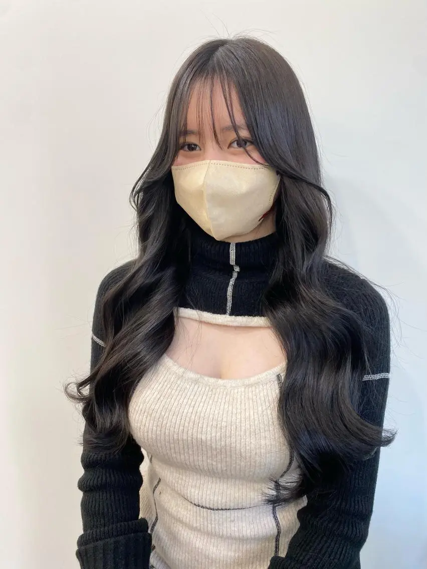 ロング アッシュ アッシュブラック アッシュブラウン アッシュグレー アッシュグレージュ カット ヘアカラー トリートメント 顔まわりレイヤー× 韓国ヘアオタベシンヤのヘアスタイル