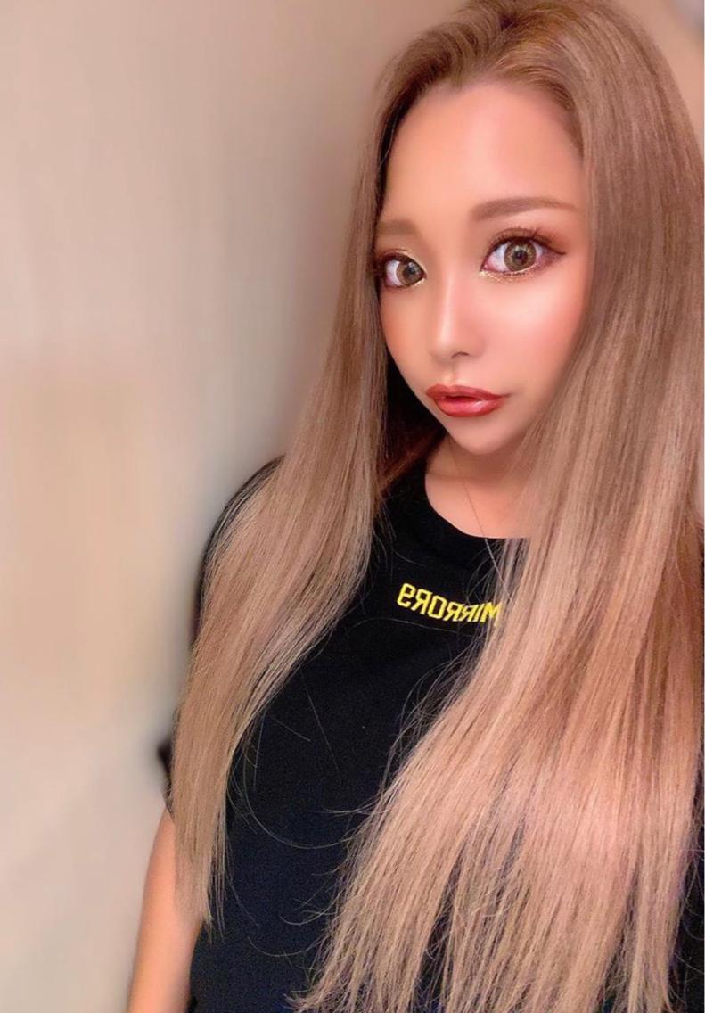 ロング プルエクステ 𝑾𝑨𝑲𝑨のヘアスタイル