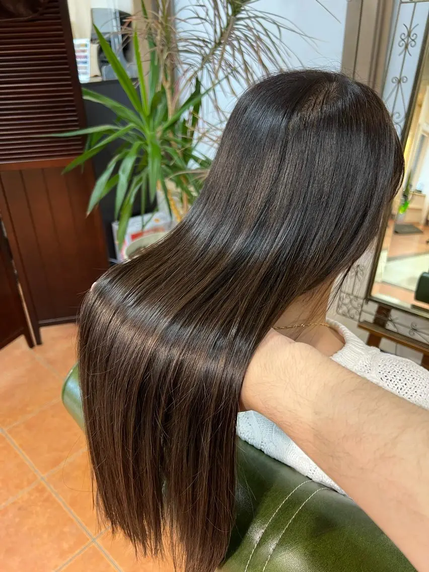 ロング カラー カット ヘアカラー トリートメント 石井 佑樹のヘアスタイル