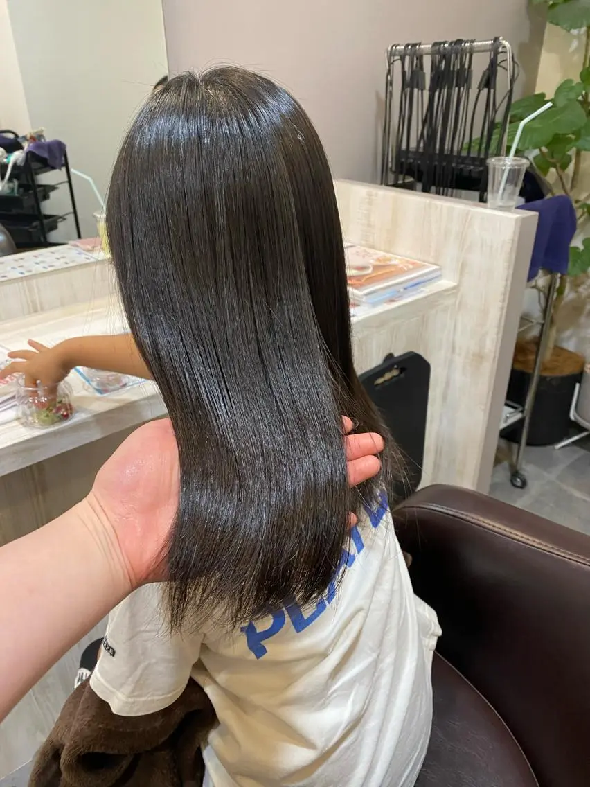 セミロング キッズ 縮毛矯正 ノンダメージ 🥑mikubanのヘアスタイル