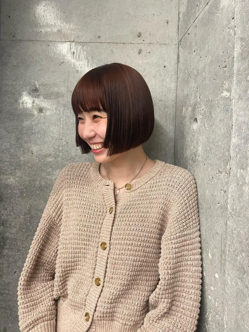 ミディアム カラー ボブ カット 佐伯 和佳のヘアスタイル
