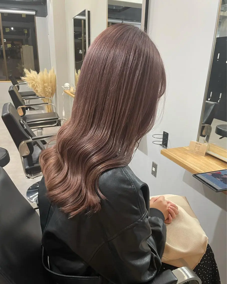 ロング カラー ミルクティーベージュ ❤︎レイヤー　MIAのヘアスタイル