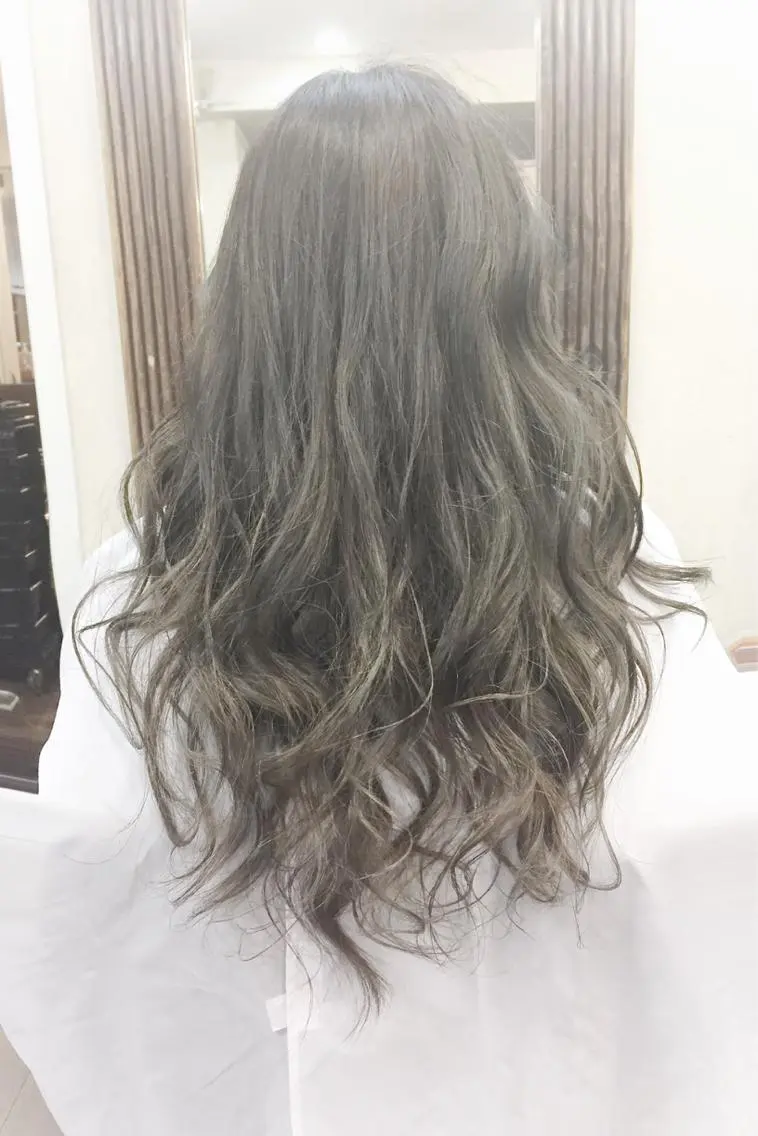 カラー 店長担当🌟 矢吹ガブリエル🌟のヘアスタイル