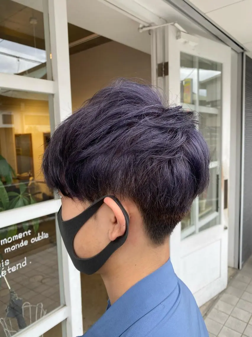 ショート パープルカラー わかばやし ゆうこのヘアスタイル