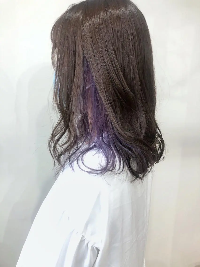 カラー white.梅田 デザインカラー🦄のヘアスタイル