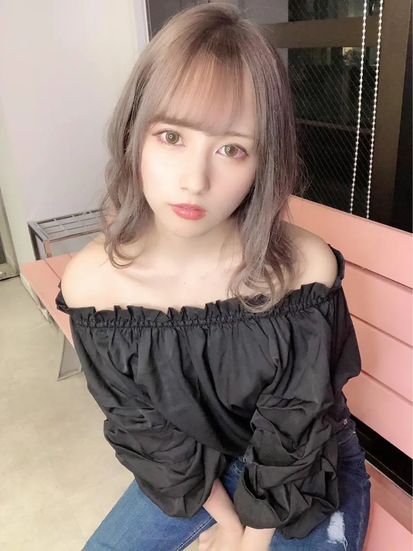 ショート カラー ハイトーン/ウルフ /小澤凌祐🦕のヘアスタイル
