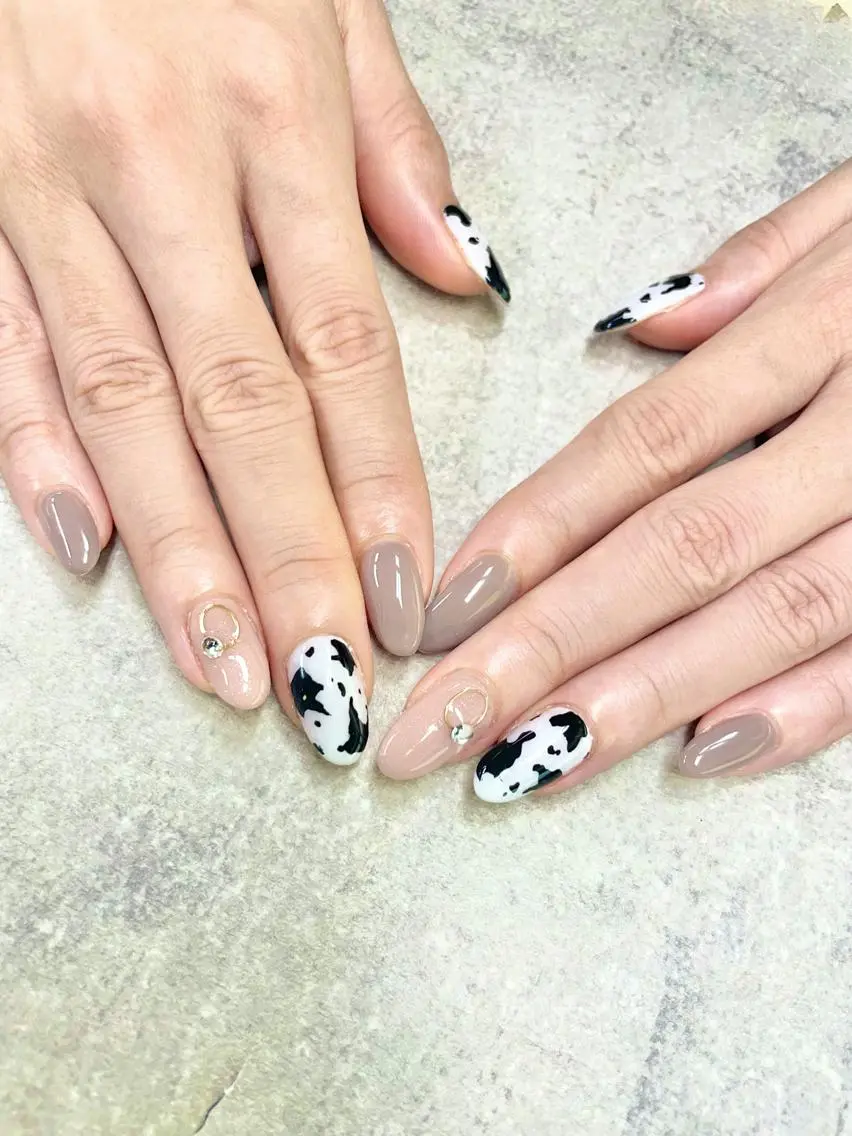 ネイル アニマル柄 ハンドネイル ハンドケア FASTNAIL PLUS 新宿店のネイルデザイン