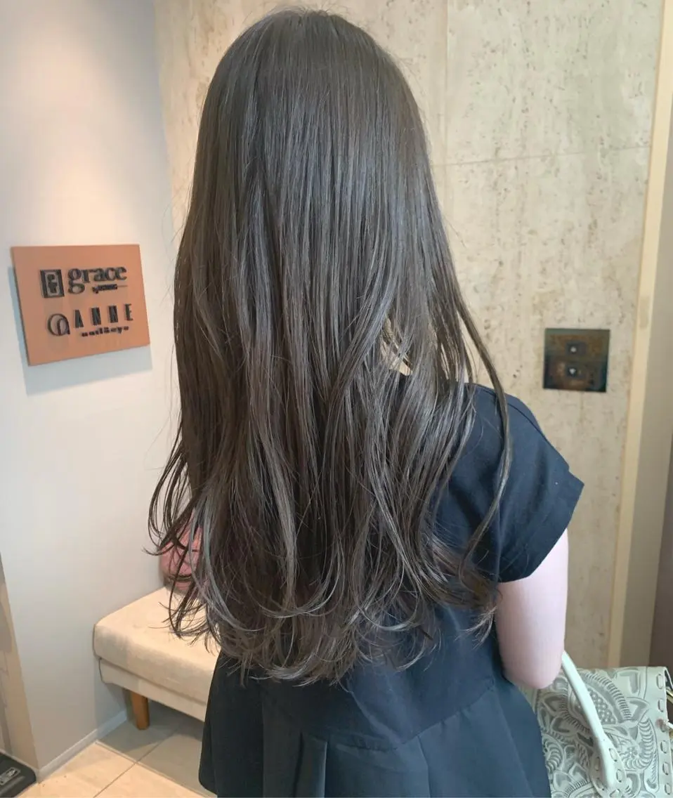 カラー ベージュカラー オリーブベージュ 石山 洸平のヘアスタイル
