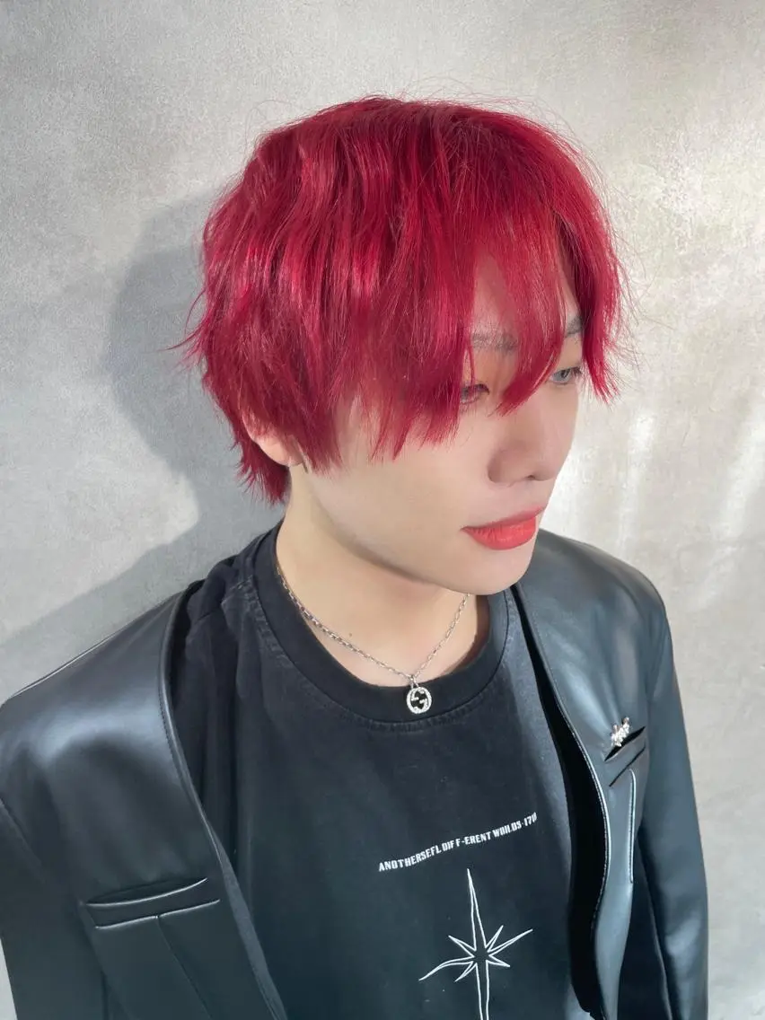ショート カラー メンズ メンズ韓国風 韓国風ヘア ヘアカラー 🩵ハイトーン/ レイヤーYUZU🩵のヘアスタイル