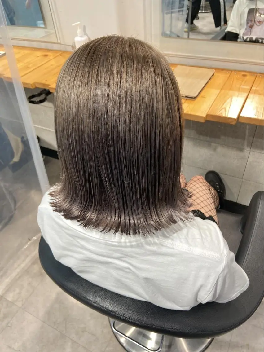 ロング カラー カット ヘアカラー トリートメント ヘッドスパ ヘアセット 🦋ハイトーンボブ ショート🦋トシキのヘアスタイル