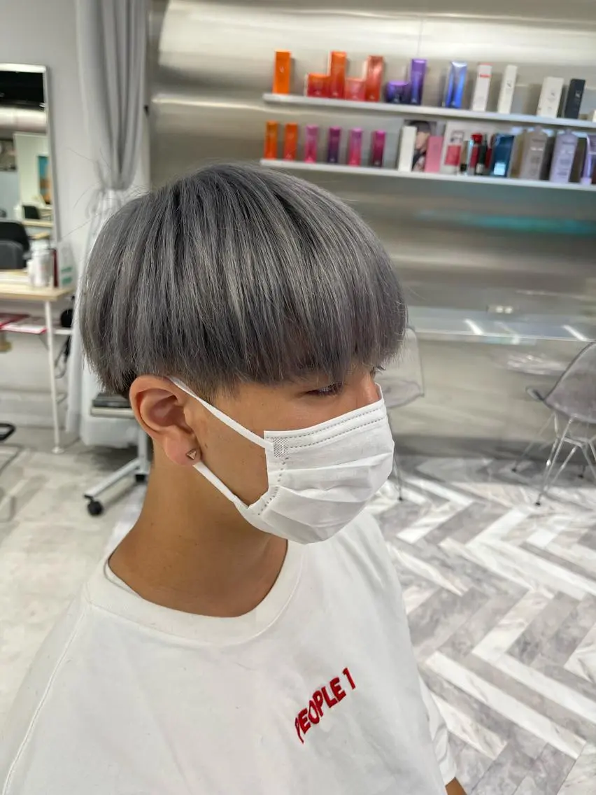 ショート メンズ メンズブリーチ 石井 光星のヘアスタイル