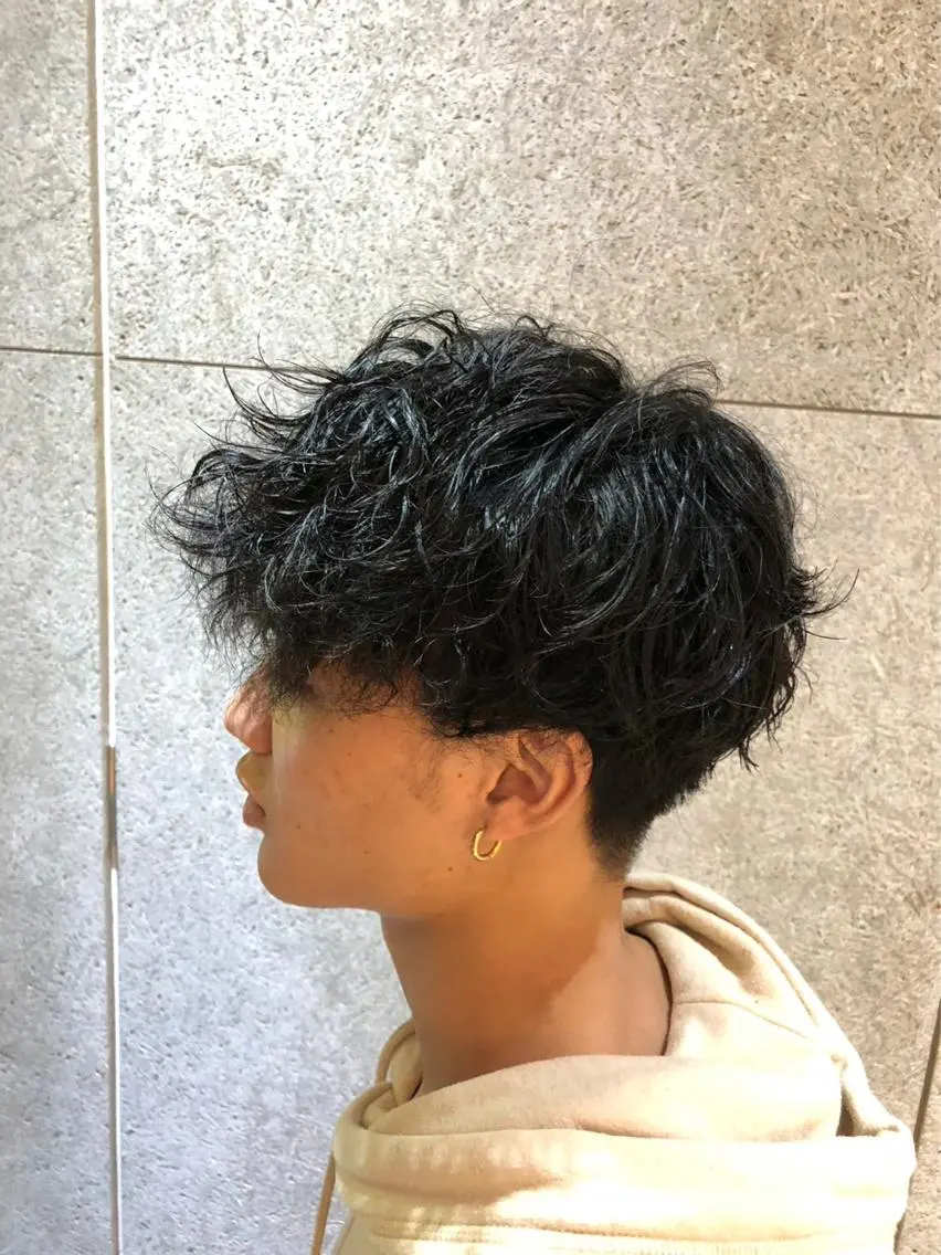 パーマ 💘韓国レイヤー上 品カラーruru💘のヘアスタイル