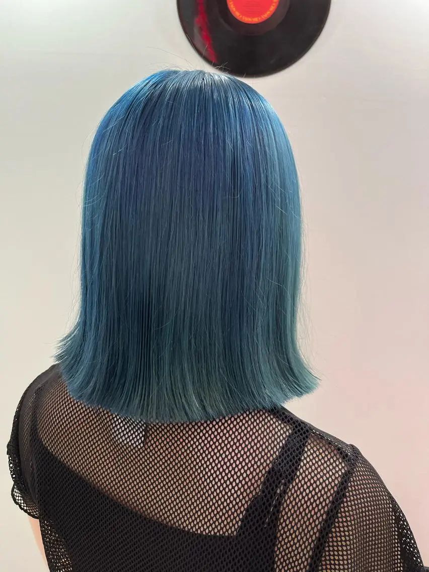 ミディアム レイヤー🩵透明感 ೀユイ🌙のヘアスタイル
