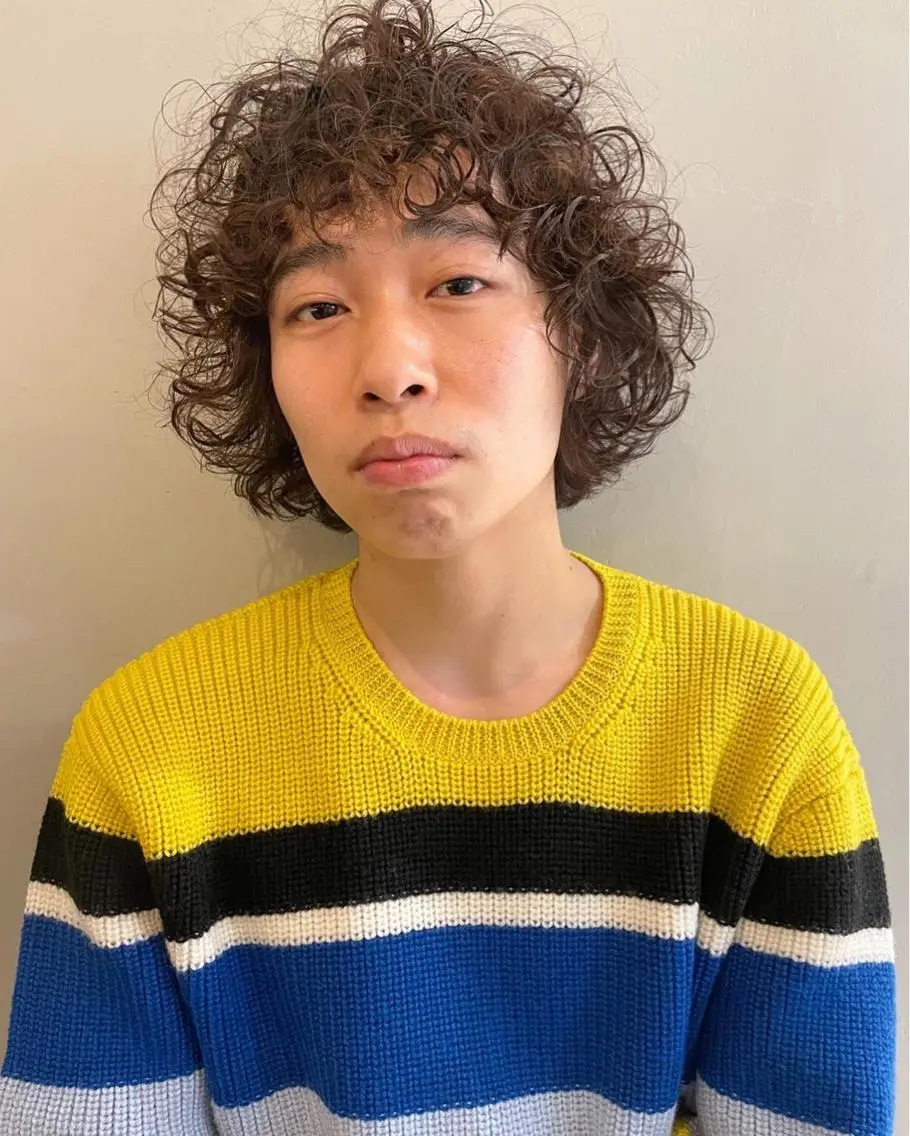 ミディアム パーマ メンズ ミディアムパーマ メンズパーマ カット パーマ トリートメント 村上雅人 ナチュラルモードのヘアスタイル