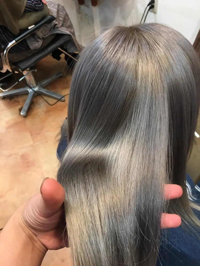 ミディアム ヘアカラー トリートメント LOCO/ Koukiのヘアスタイル