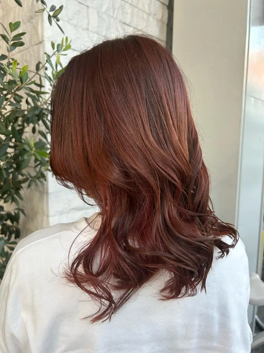 ミディアム カラー 川﨑 真歩のヘアスタイル