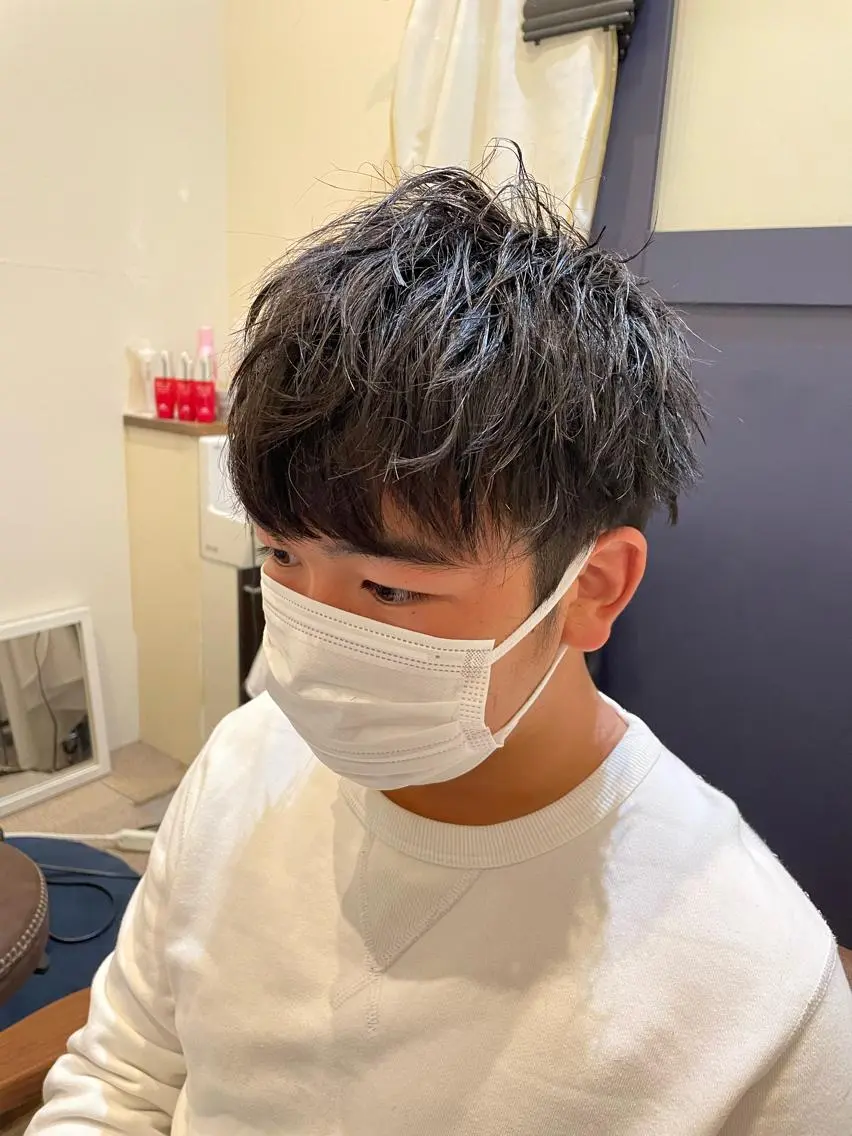 ロング カット 牧 純也のヘアスタイル
