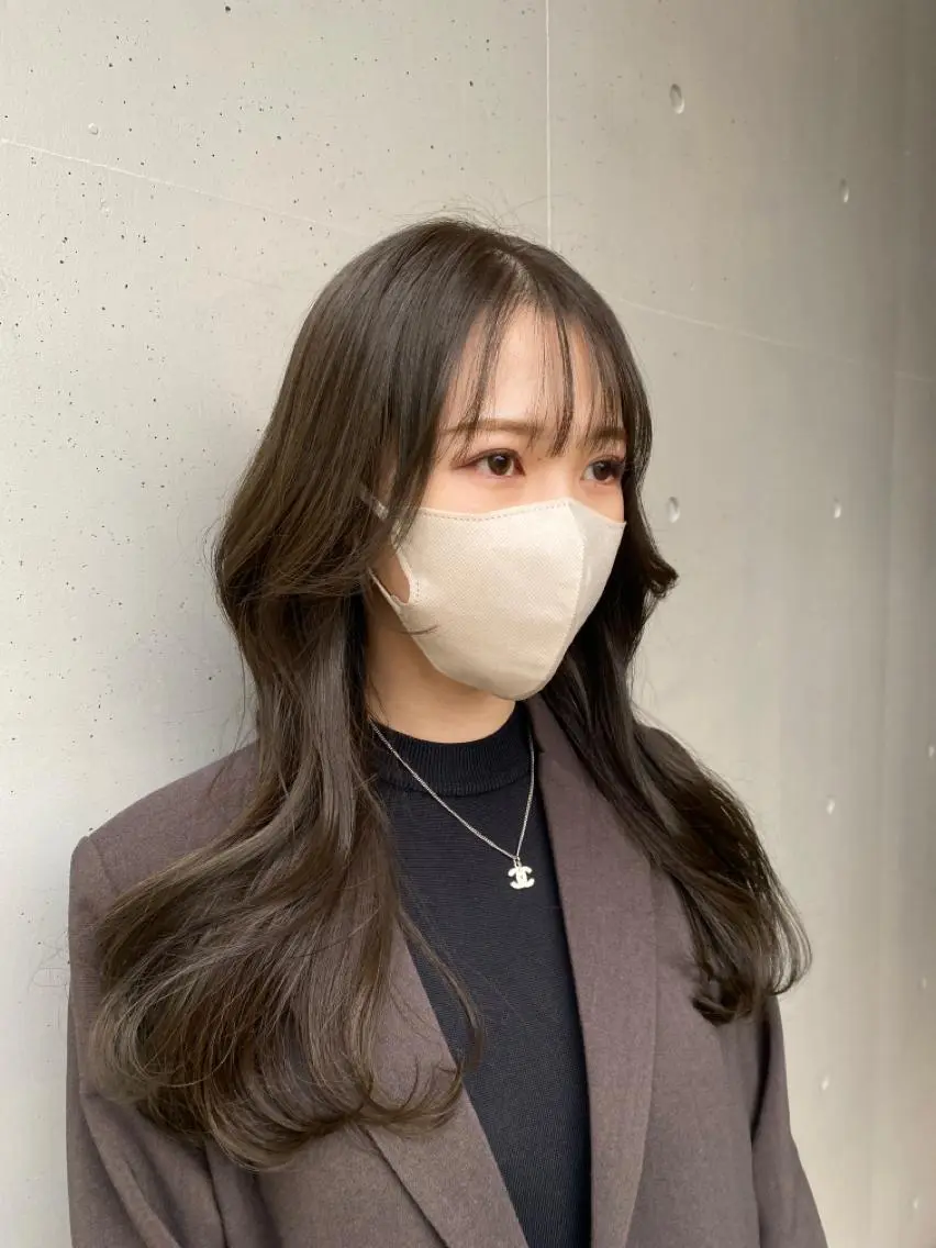 ロング カラー くびれヘア カット ヘアカラー トリートメント 和歌山韓国ヘア🌙 MOEのヘアスタイル