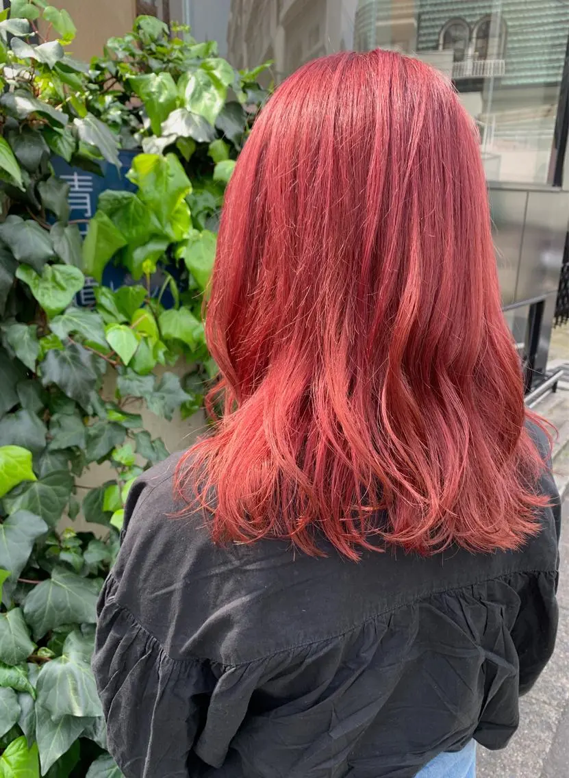 ミディアム カラー ブリーチ ピンクカラー ヘアカラー 溝口 恭章のヘアスタイル