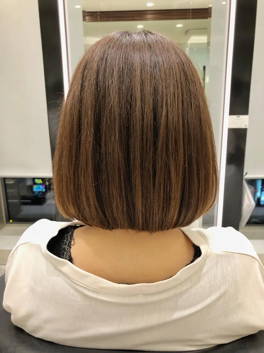 ミディアム ボブ 波巻きウェーブ 韓国風パーマ 纐纈のヘアスタイル