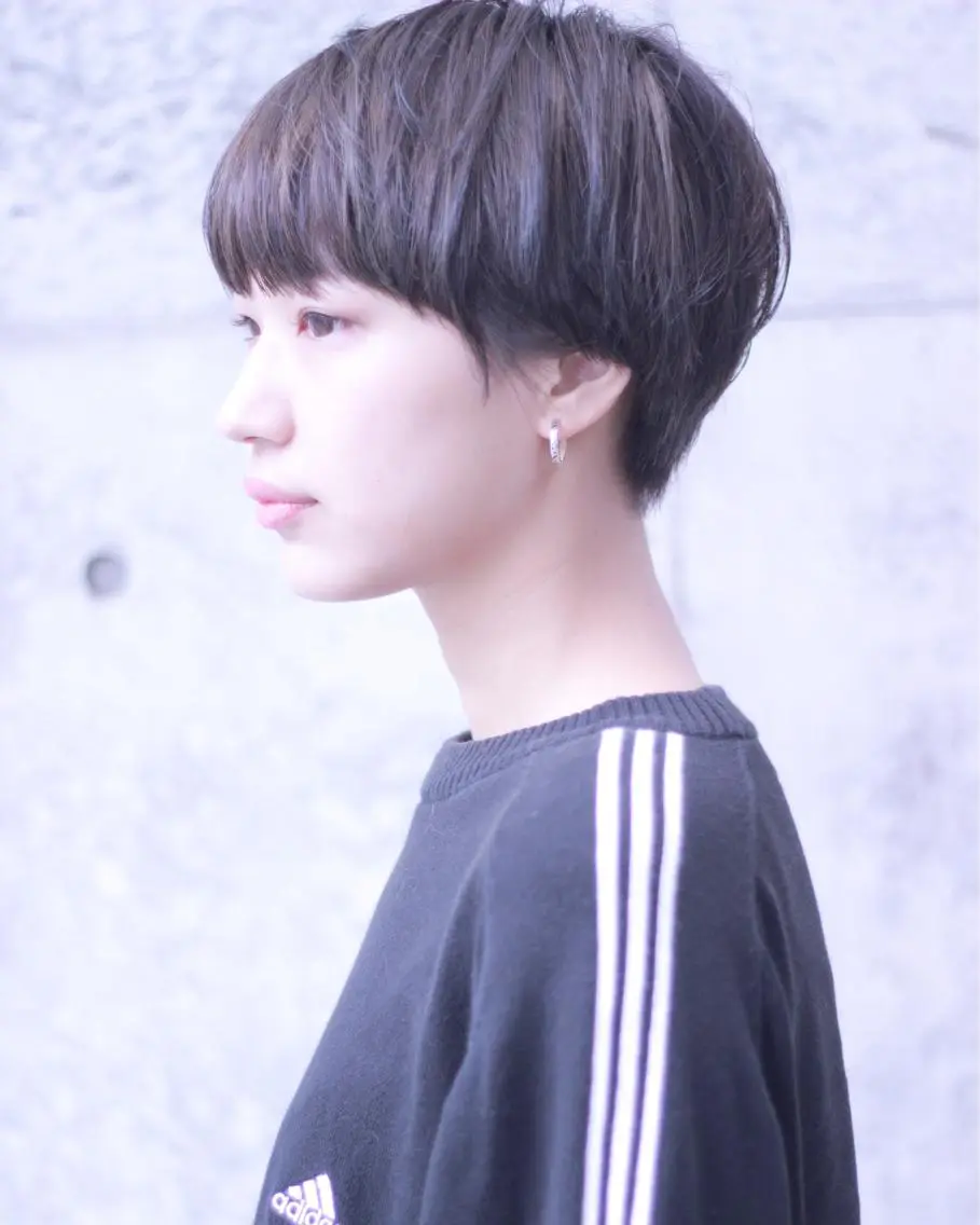 ショート カラー 及川 光のヘアスタイル