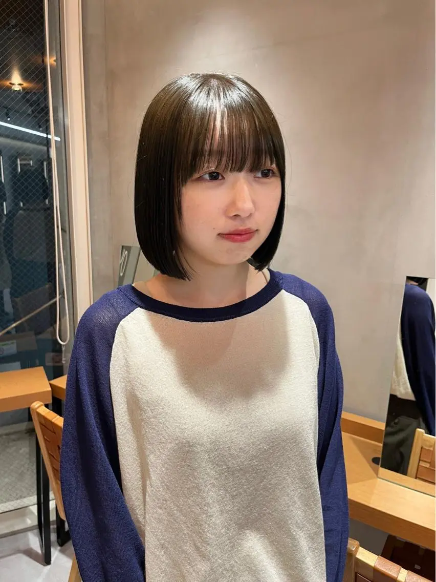 ミディアム カラー 縮毛矯正ボブ&顔まわ レイヤー♡TOMOEのヘアスタイル