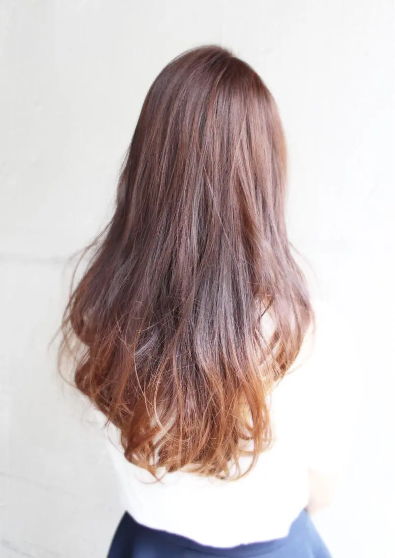 ロング カラー グラデーションカラー Real me 鈴木のヘアスタイル