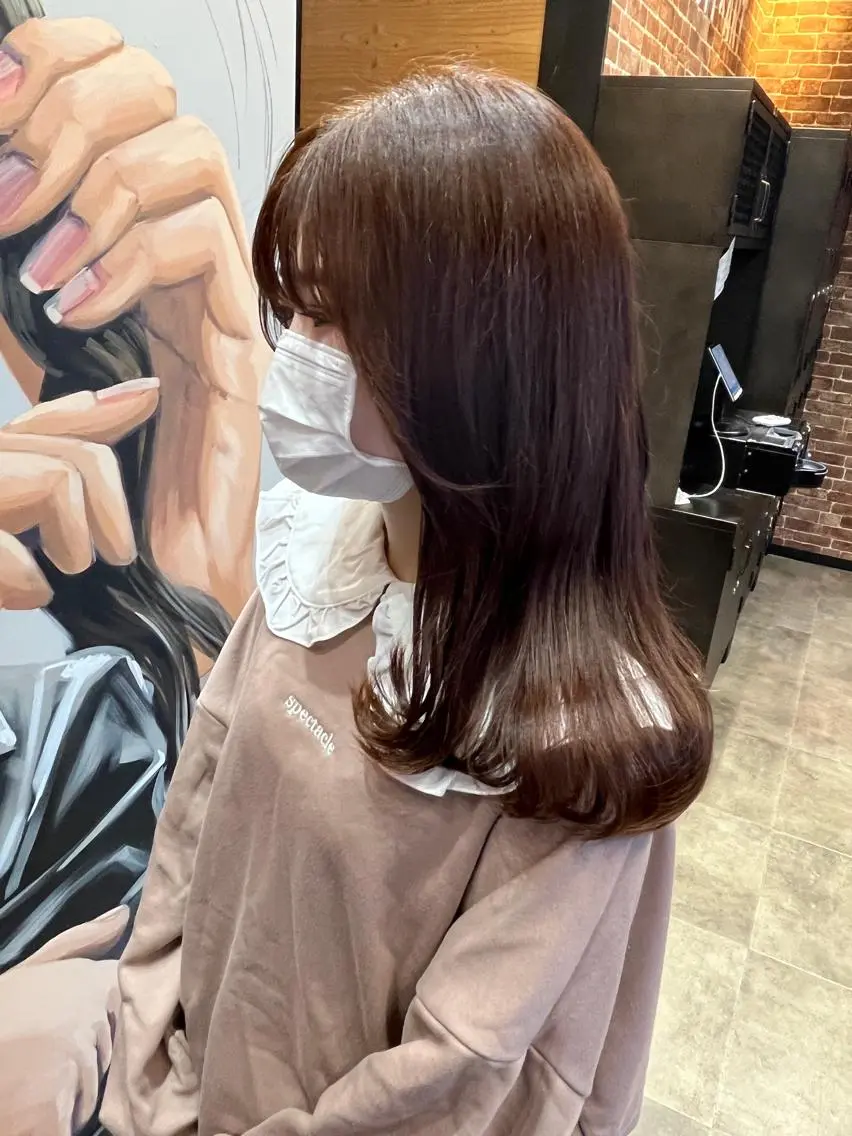 ミディアム カラー パーマ ヘアアレンジ メンズ キッズ ネイル マツエク・マツパ アイブロウ ミディアムパーマ メンズパーマ ブラウンカラー ケアカラー 透明感カラー 久木原 ゆりのヘアスタイル