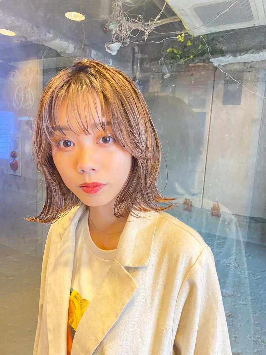 ミディアム カラー カット ヘアカラー トリートメント 一ノ瀬 暁のヘアスタイル