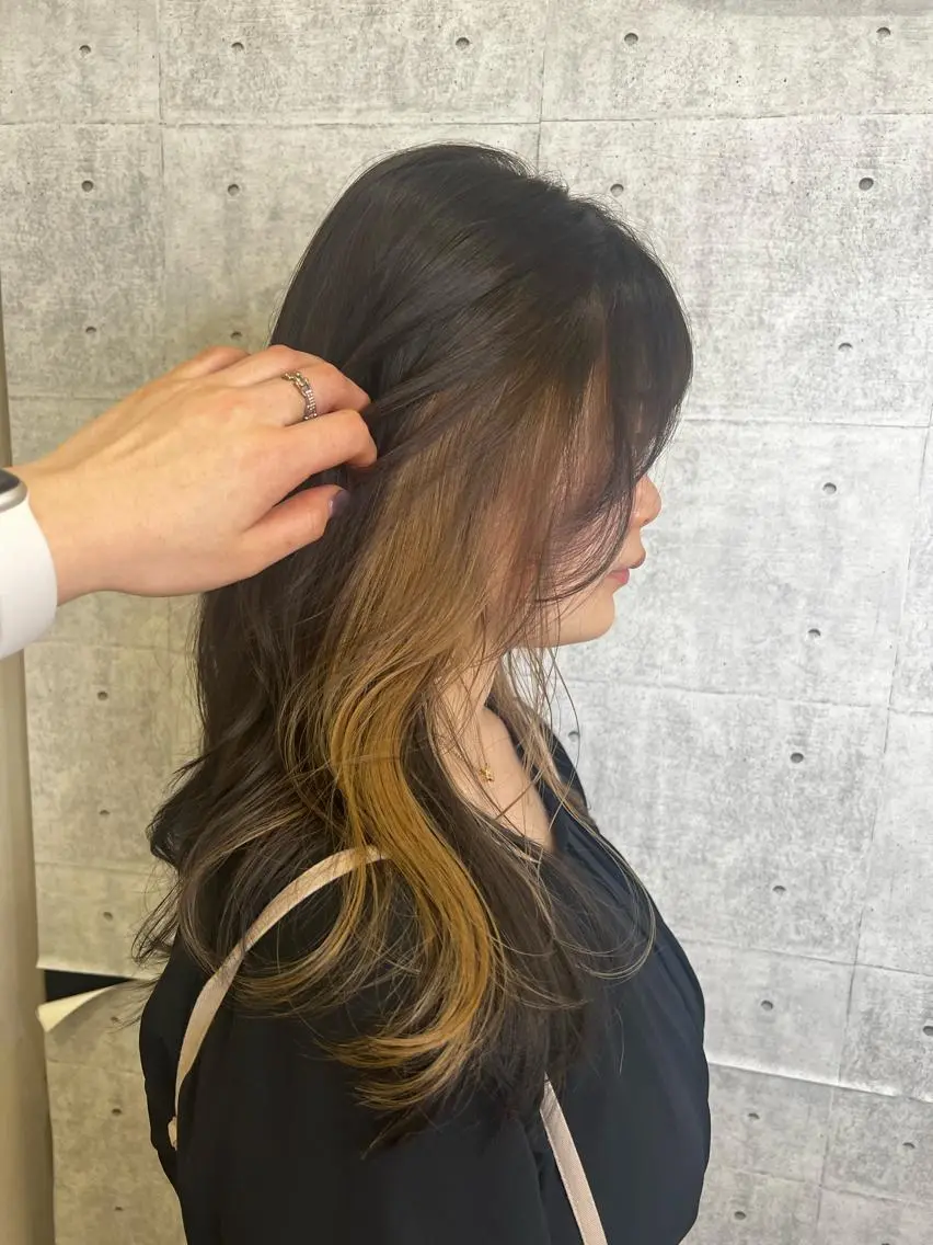 ロング akari/髪質改善 /ブリーチ/名古屋のヘアスタイル