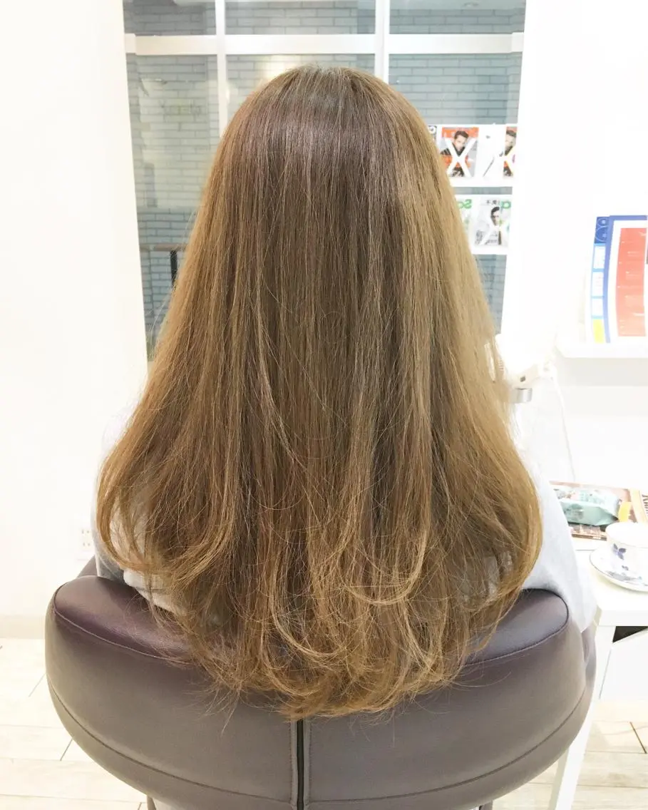 ロング カラー ベージュカラー ハイトーンカラー イエローカラー ロング 中村 よしひでのヘアスタイル