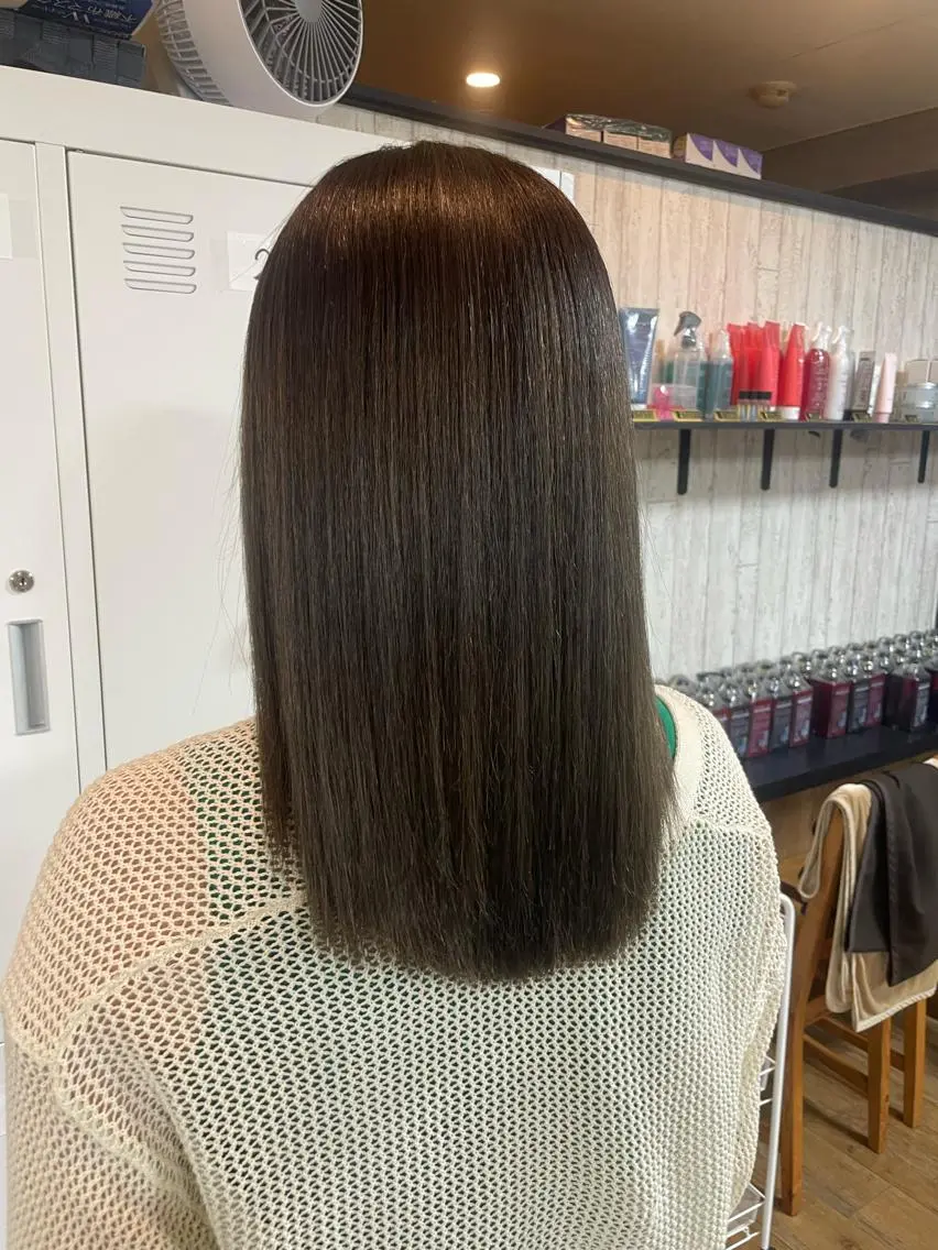 セミロング ブリーチカラー🎀 エクステmiinaのヘアスタイル