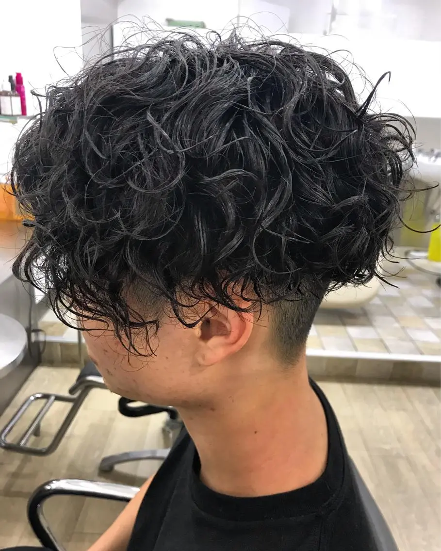ショート メンズ レイヤーカット 西村あきやのヘアスタイル