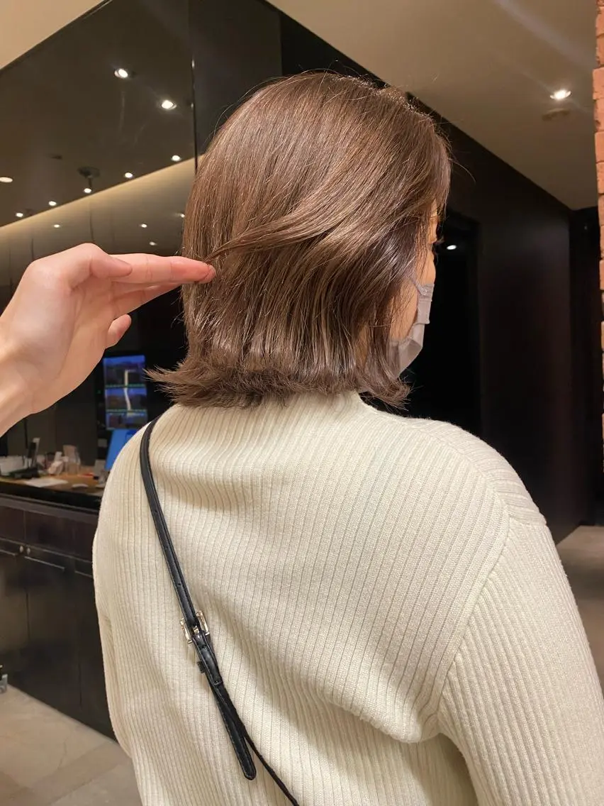 ショート カラー ベージュカラー ミルクティーベージュ ヘアカラー トリートメント 鹿児島 聖来のヘアスタイル