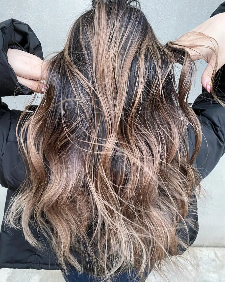 ロング カラー パーマ ヘアアレンジ メンズ キッズ ネイル マツエク・マツパ レイヤー/顔周り 韓国ヘア森田和貴のヘアスタイル