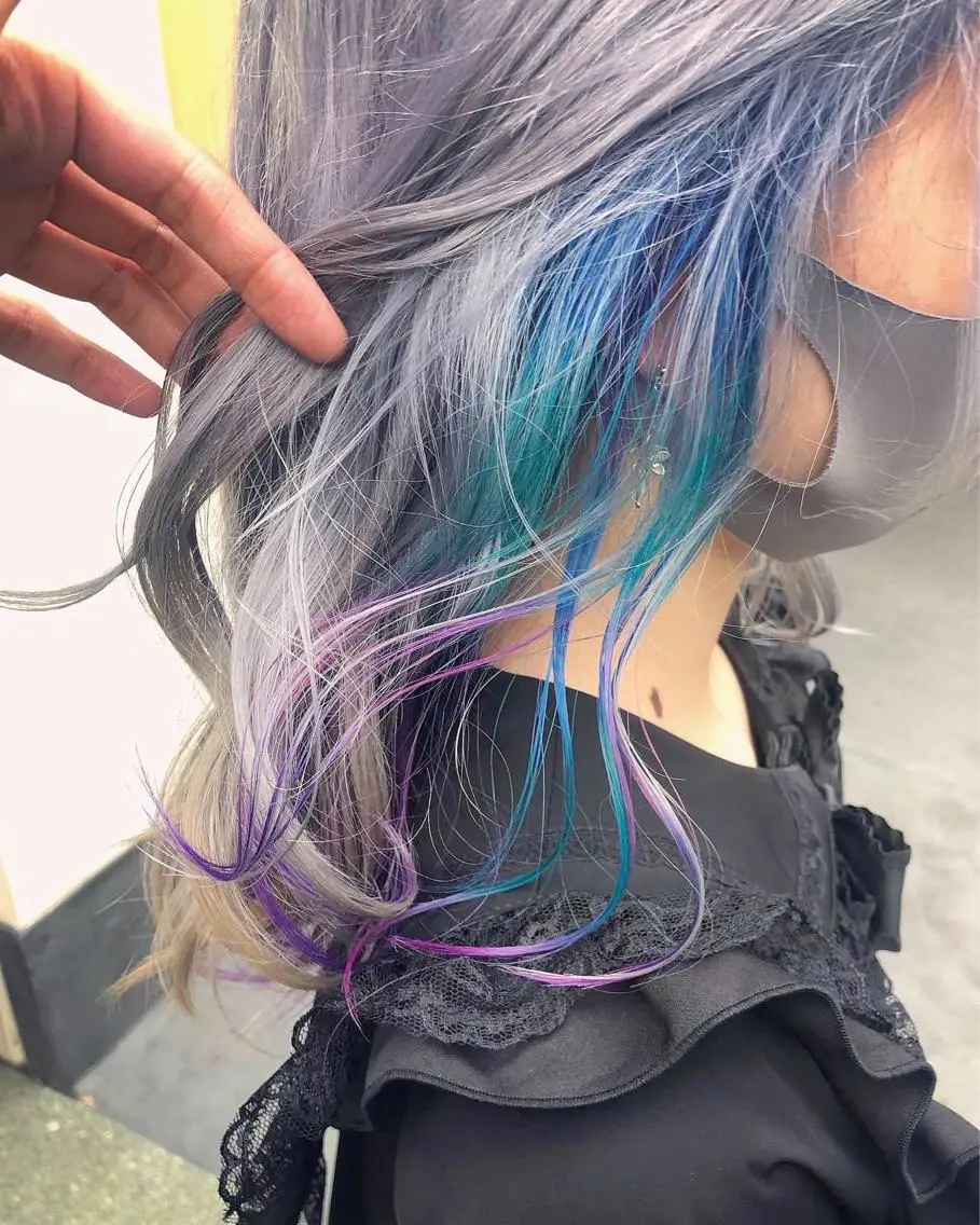 セミロング カラー ショートボブ アッシュ バレイヤージュ ミストバング ベージュカラー カット ヘアカラー トリートメント 原宿サロン代表 デザインカラー伊藤卓のヘアスタイル