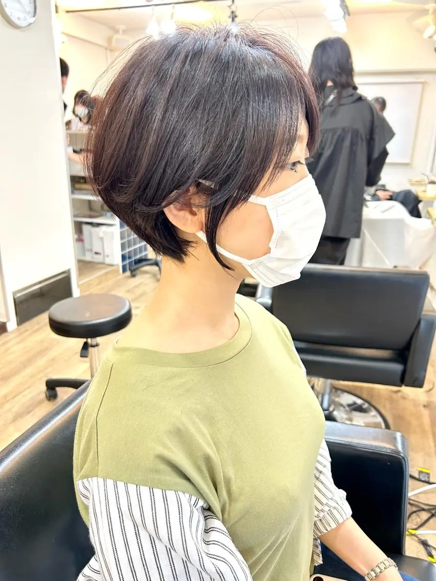 ショート カラー ブリーチ ケアブリーチ ダブルカラー ハイライトカラー イルミナカラー 中北篤志 ショートボブのヘアスタイル