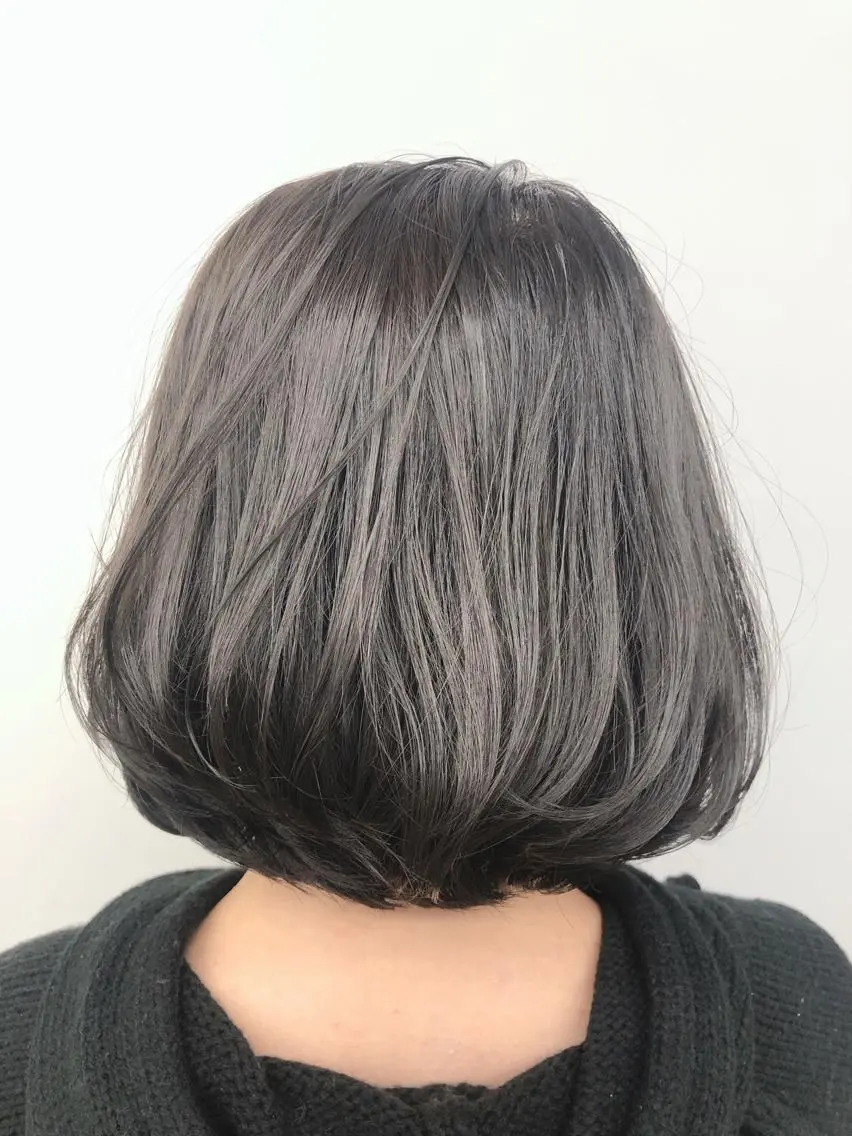 ミディアム カラー シルバー 代表 YUKI ☆のヘアスタイル