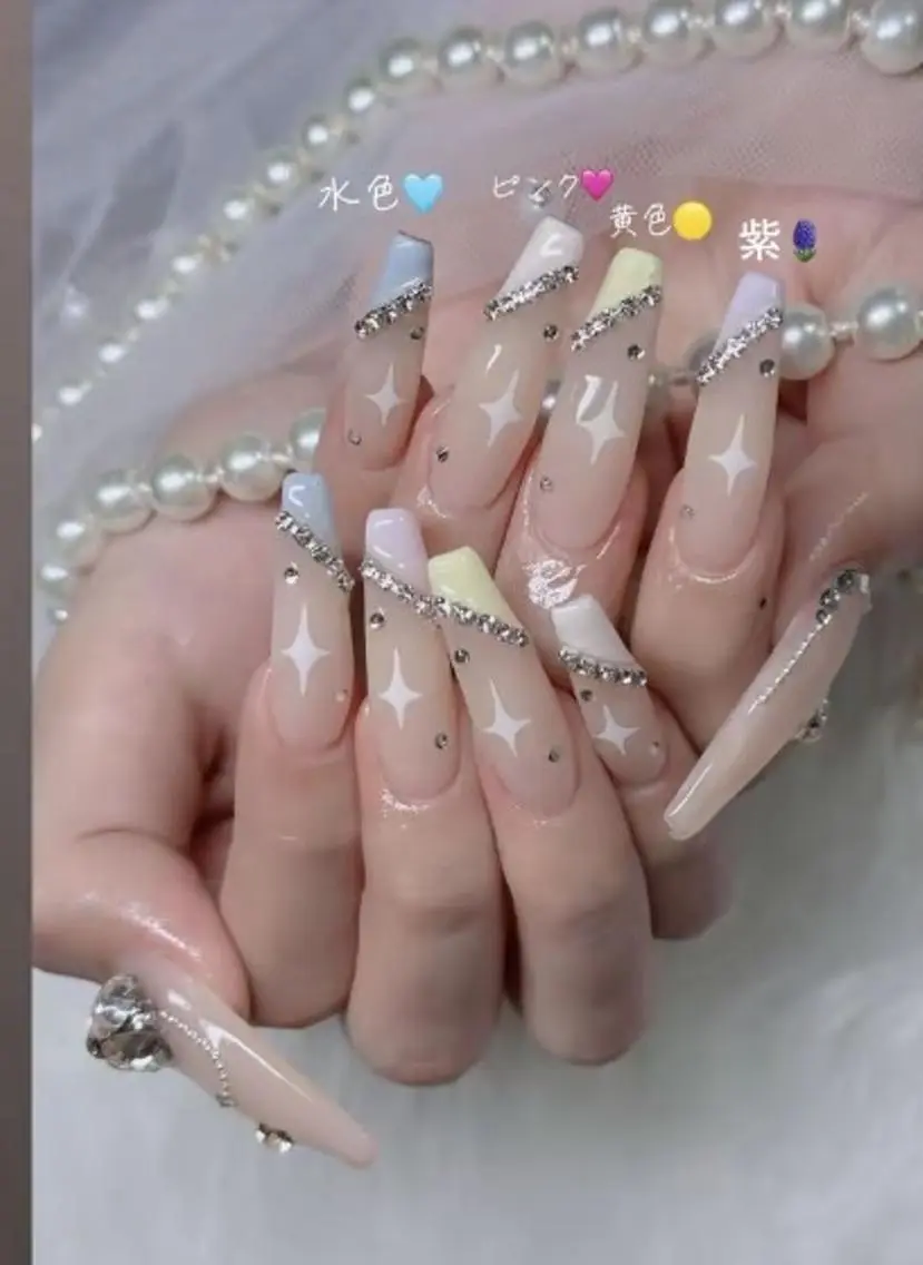 ネイル オーロラネイル フレンチネイル ジェルネイル ハロウィン キラキラネイル ハンドネイル Hbaby nailのネイルデザイン