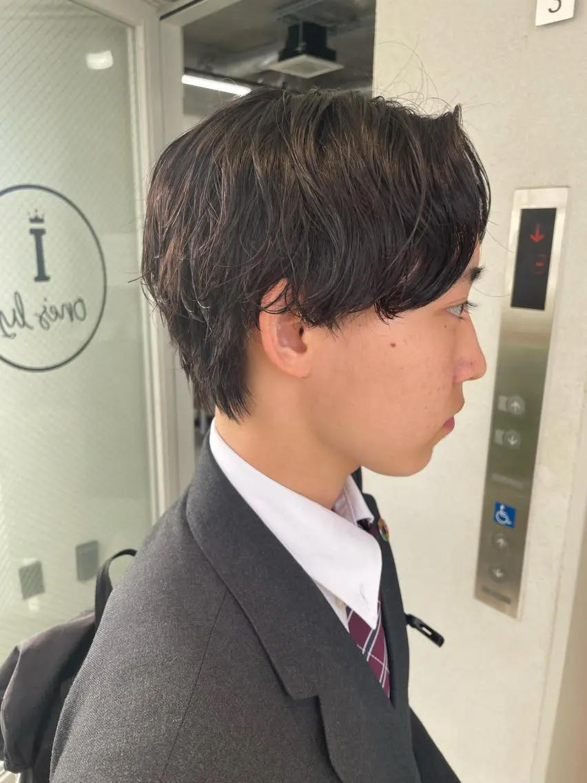 ショート パーマ メンズ メンズパーマ ニュアンスパーマ カット パーマ トリートメント メンズ似合わせ🪞 kotoriのヘアスタイル
